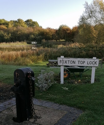 Day-4-20221011-Foxton-Top-Lock-Sign.jpg