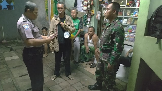 Babinsa dan Bhabinkamtibmas Gerebek Rumah Warga Diduga Pengguna Narkoba