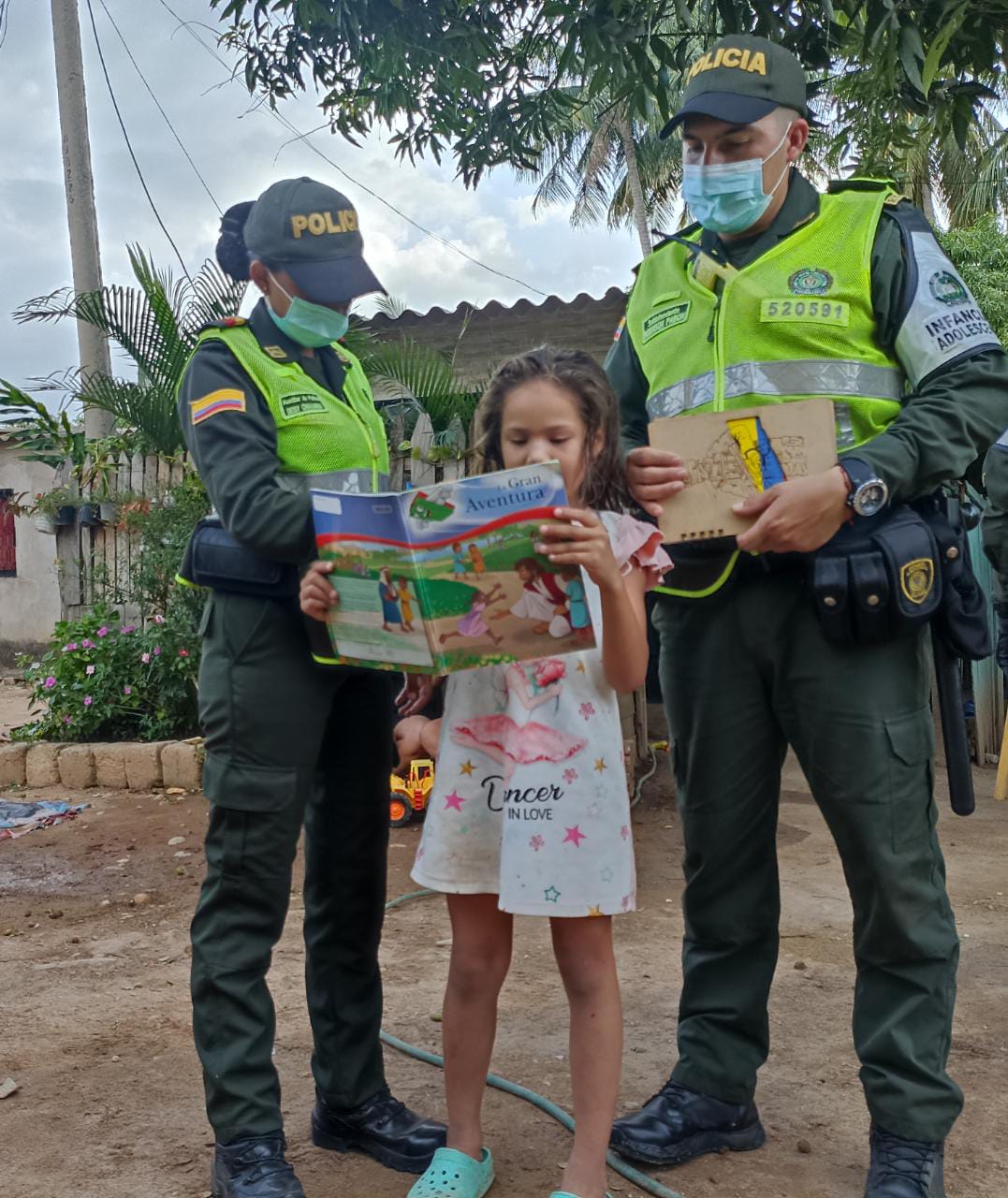 https://www.notasrosas.com/'Abre Tus Ojos', programa que socializó la Policía Cesar en el Barrio 'Villa Castro', de Valledupar