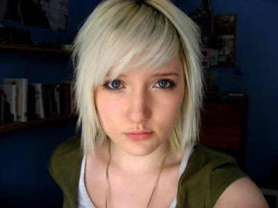 blonde sexy girl emo hairstyle picture