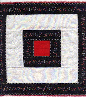 Using border prints adds interest to the quilt block