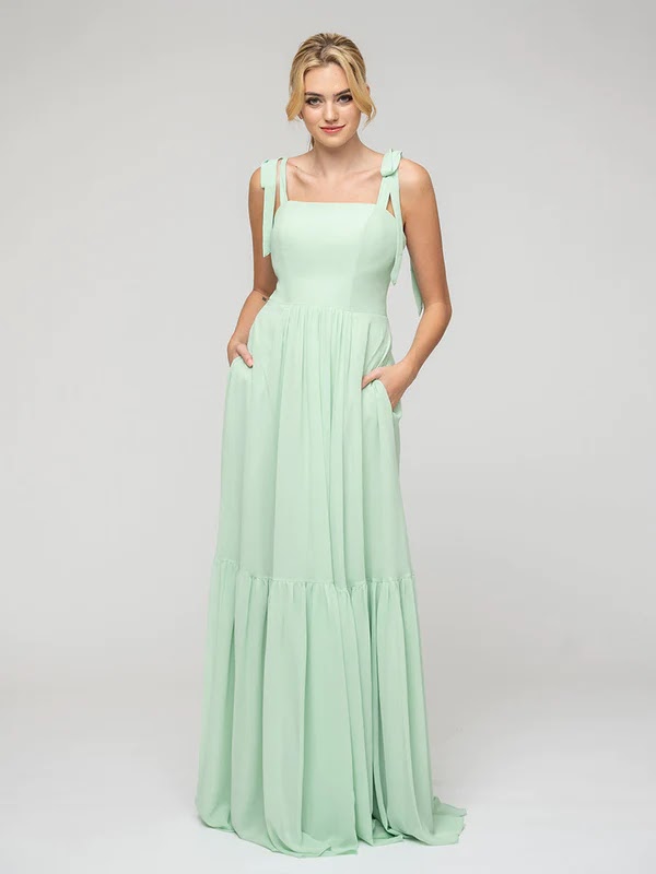Vestido verde menta para madrinhas de casamento 2023: dicas e inspirações
