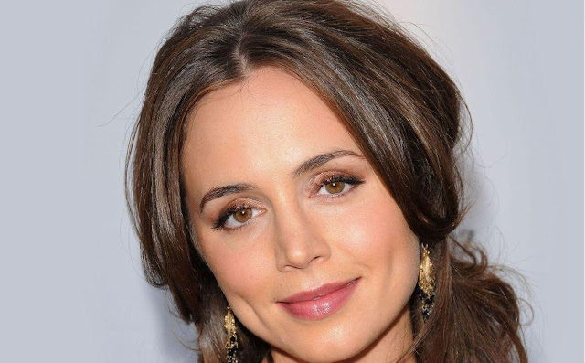 Eliza Dushko Hd Wallpapers