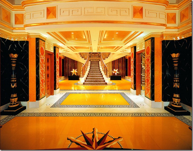 world-most-luxurious-hotel-Burj-Al-Arab-entry