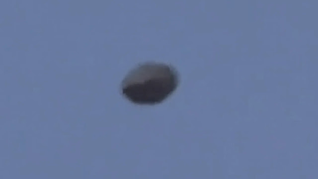 This is a UFO sighting over Mexico city on October 15th 2022.