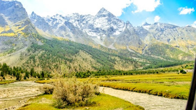 Beautiful view of Busho Valley وادی بشو کا خوبصورت منظر