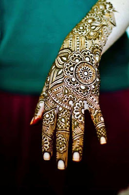 Arabian Mehndi Designs 2013 Wallpapers Photos Pictures Pics Images 