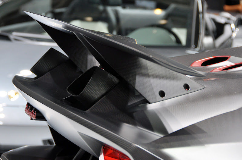 Lamborghini's Sesto Elemento Full AeroDinamis