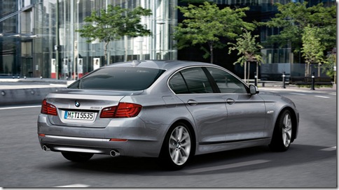 BMW-5-Series_2011_800x600_wallpaper_12