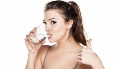15 Manfaat Air Putih Bagi Kesehatan Tubuh Manusia