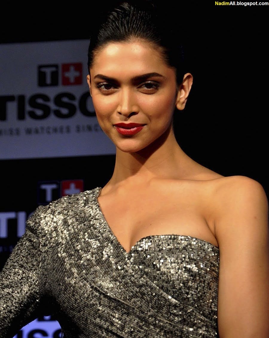 deepika-padukone-hot-2011