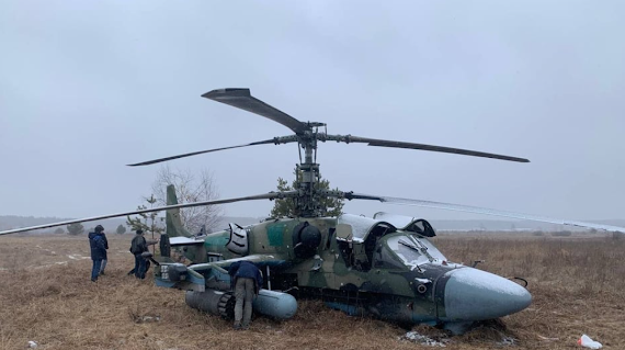 Russian S-400 Missile Shows Its Greatness, Ukrainian Mi-8 Helicopter Is Shot Down