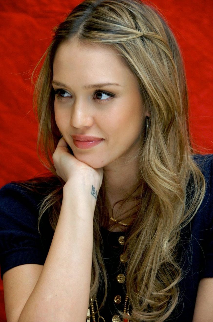 Jessica Alba Cute Hd Wallpapers