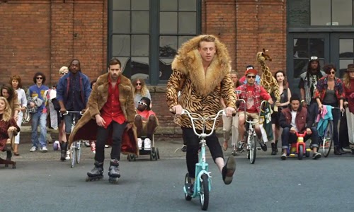 MACKLEMORE & RYAN LEWIS - THRIFT SHOP FEAT. WANZ 