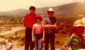 Francisco Javier Ochoa de Echagüen, Lara Francino y Juan Antonio Corral, San Juan Teotihuacán - 1981