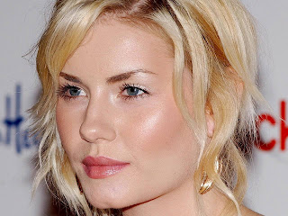 Free wallpapers without watermarks of Elisha Cuthbert at Fullwalls.blogspot.com