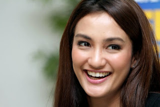 6 Artis Cantik yang Pernah Keguguran | terbaruterpanas.blogspot.com