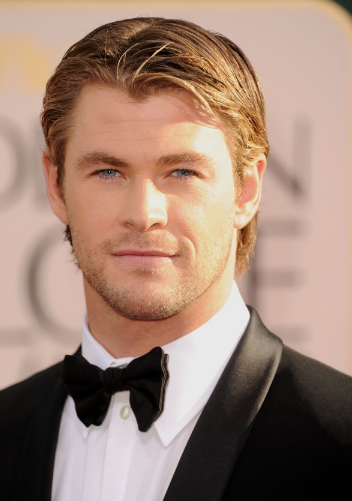 thor chris hemsworth body. chris hemsworth body in thor.