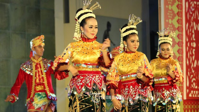 Tari Zapin, Akulturasi Seni Budaya Melayu | INDEPHEDIA.com