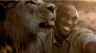 الاشهار ديال بصح : أغرب تحدي في أروع اشهار بين ميسي و كوبي برايان Kobe vs. Messi