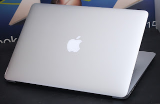 Jual Macbook Air Early 2015 Core i5 ( 13-Inch ) Malang