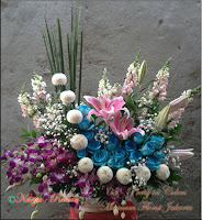 Rangkaian-Bunga-Mawar-Biru-Jakarta-Online-Florist