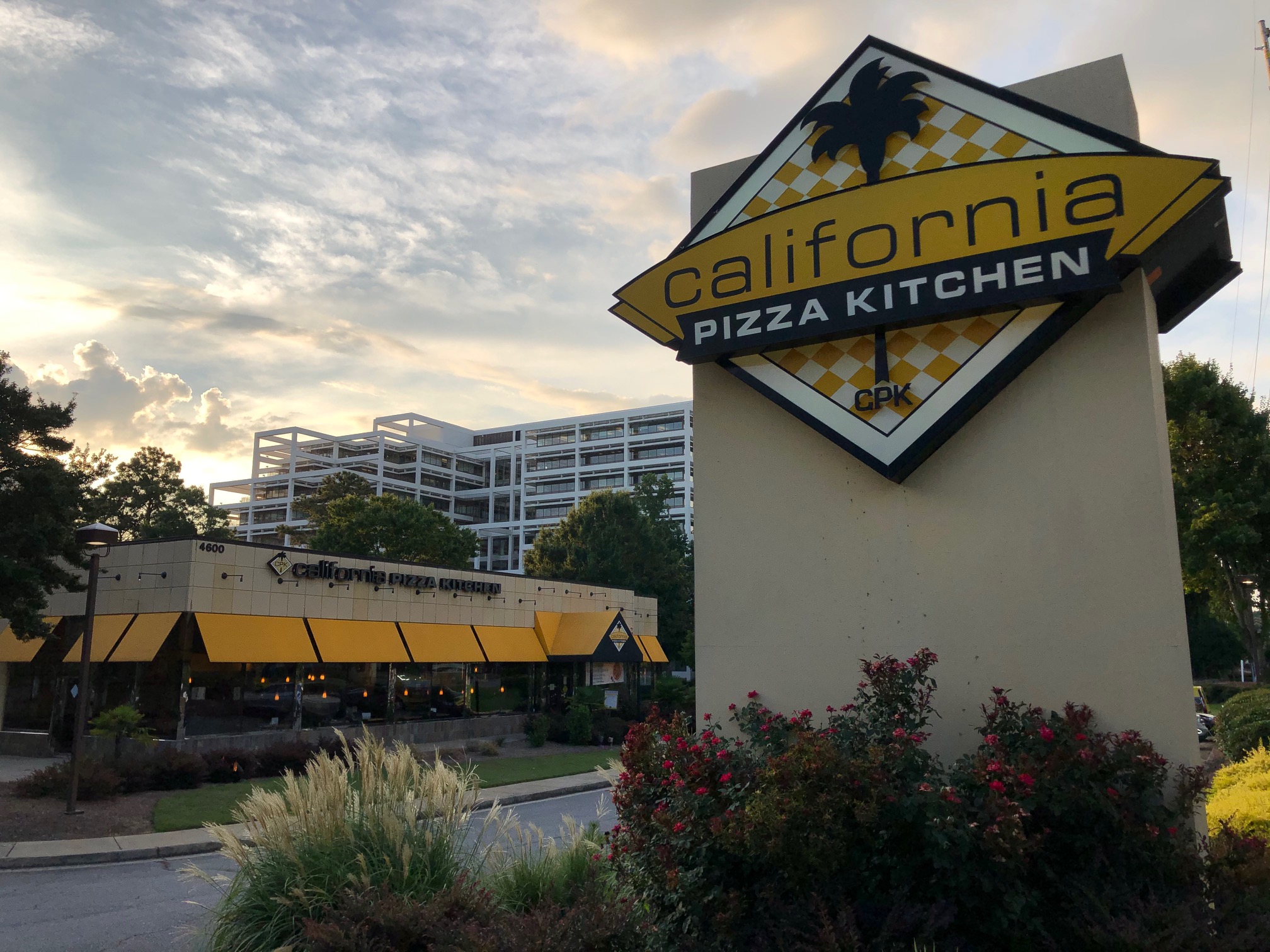 Tomorrows News Today Atlanta Update California Pizza Kitchen Slices Suburban Store