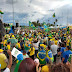 O povo brasileiro está nas ruas — e não é pela Copa do Mundo