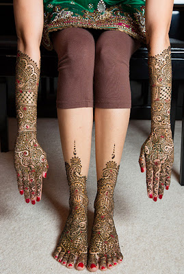 Mehndi on Bridal Hands & Feet