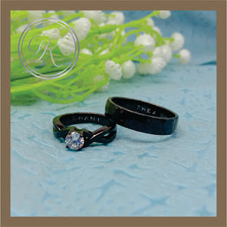 cincin couple hitam simpel