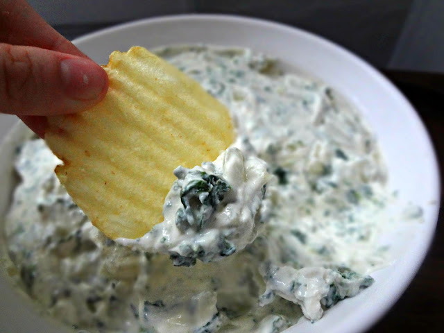 Sour Cream, Spinach, and Onion Dip (Lightened Up)