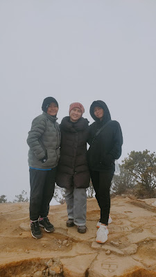 Foto Puncak Gunung Ciremai bersuhu dingin