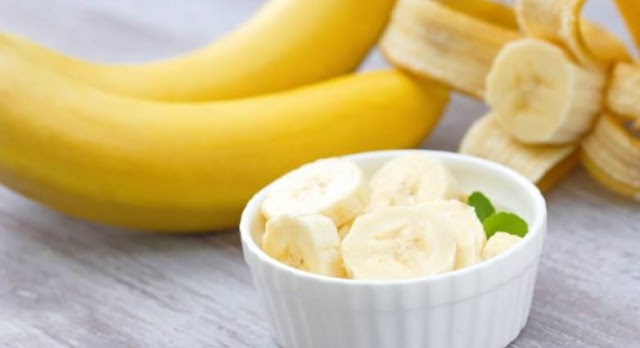 Οι μπανάνες μπορούν να «κάψουν» το λίπος στην κοιλιά
