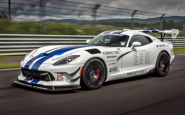 Dodge Viper ACR