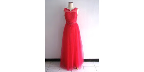  HARGA RENTAL DRESS MERAH