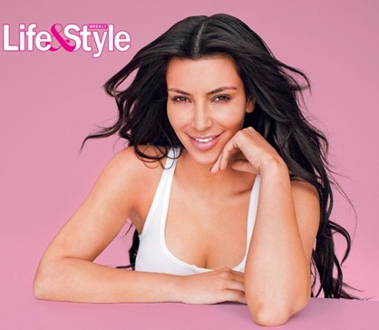 kim kardashian makeup looks. Kim Kardashian Goes Makeup