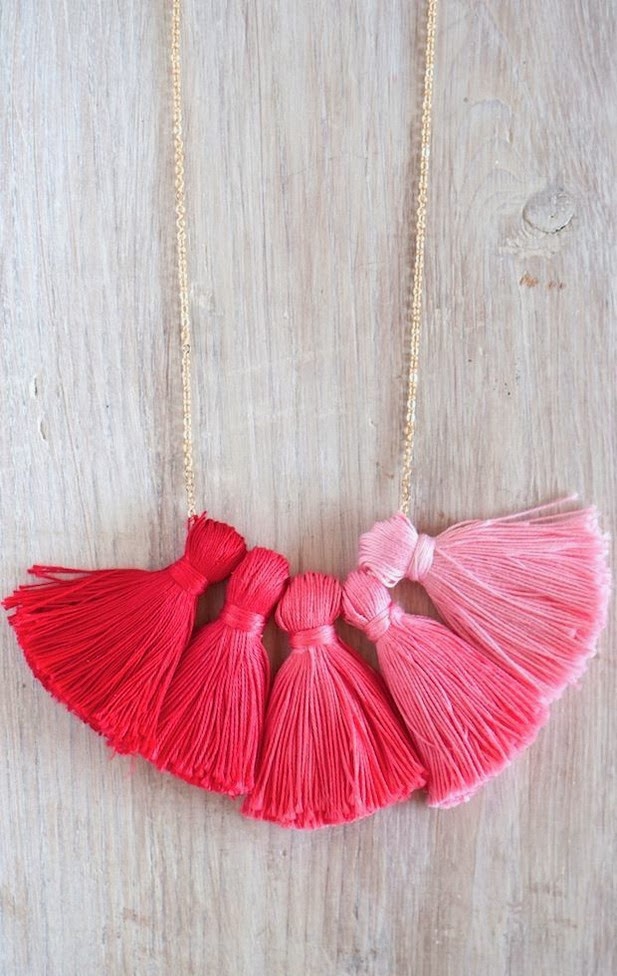 DIY OMBRE TASSEL NECKLACE 1