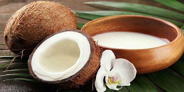 Santan Kelapa Untuk Rambut