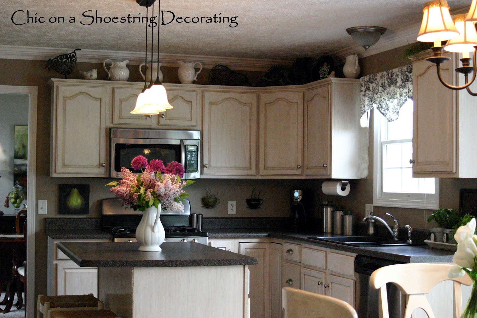 Decorating Ideas For Kitchen Cabinets