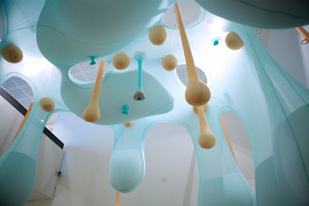 ernesto neto 3