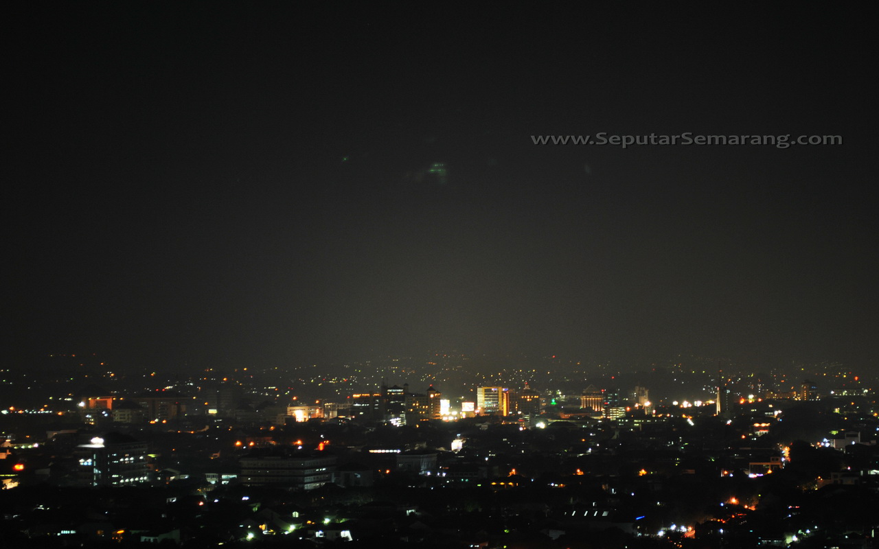  Pemandangan  Kota  Semarang Malam  Hari 