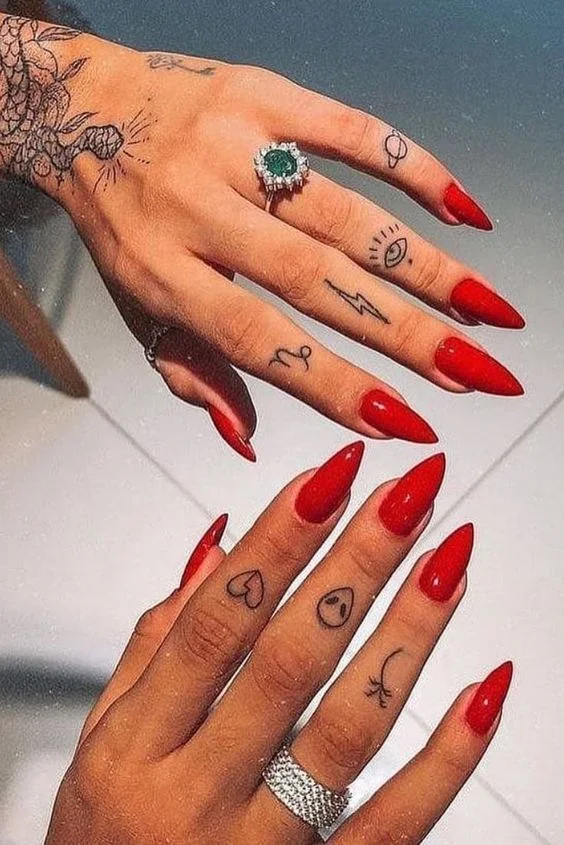 Mini tatuajes para mujeres de más de 40