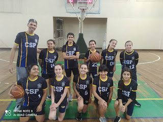 As meninas do Colégio São Paulo são as campeães no Basquete Sub-13