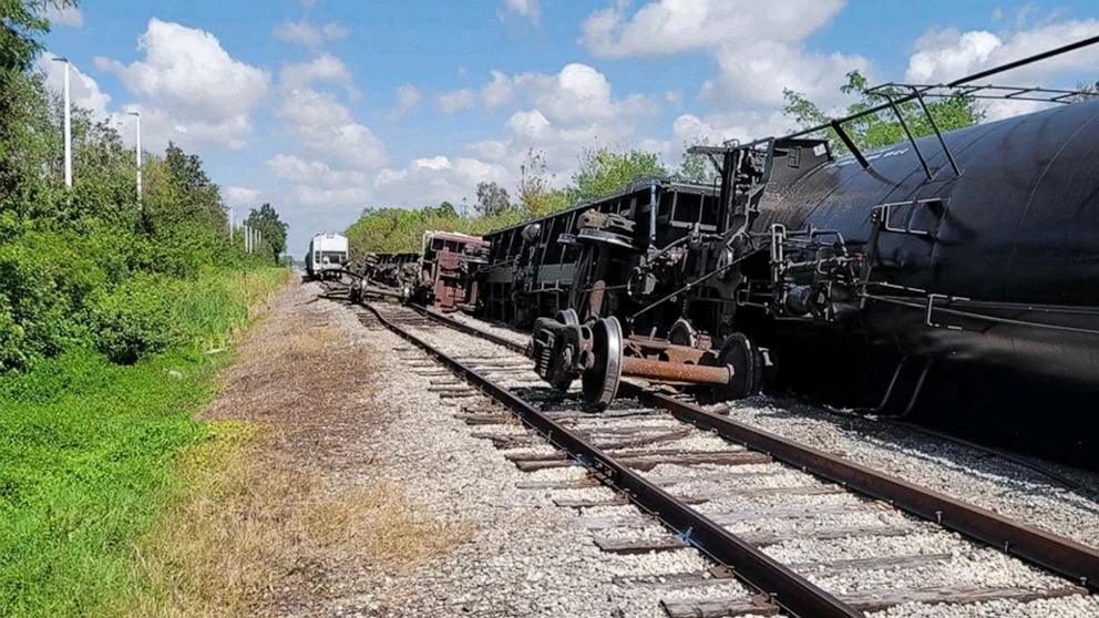 ANOTHER TRAIN DERAILMENT: Train Carrying 30,000 Gallons of Propane Derails Near Florida Airport (VIDEO)