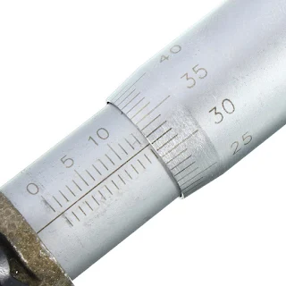 Metric Micrometer Measuring External Graduation Caliper 0-25mm Caliper Measuring Metric External Micrometer Graduation Micrometer hown - store