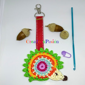 Llavero-hedgehog-erizo-crochet-crea2-con-pasion-entero-cara-b