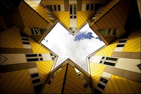 Cubic-Houses-Rotterdam-Netherlands