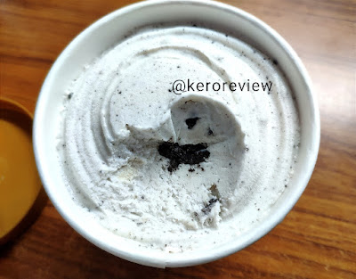 รีวิว วอลล์  ไอศกรีมคุกกี้ แอนด์ ครีม (CR) Review Ice Cream Cookies and Cream, Walls Brand.