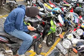 kunci pengaman sepeda motorr