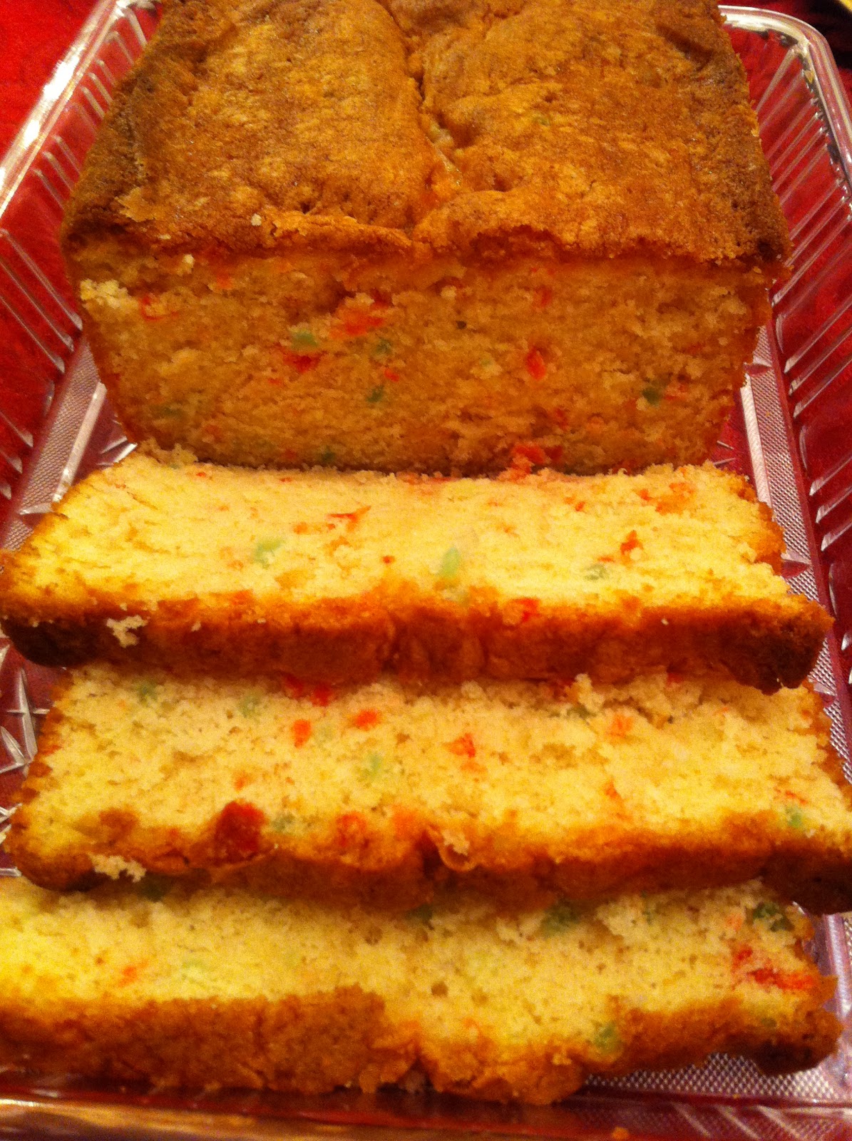 Nana's Recipe Box: Noel Loaf Cake